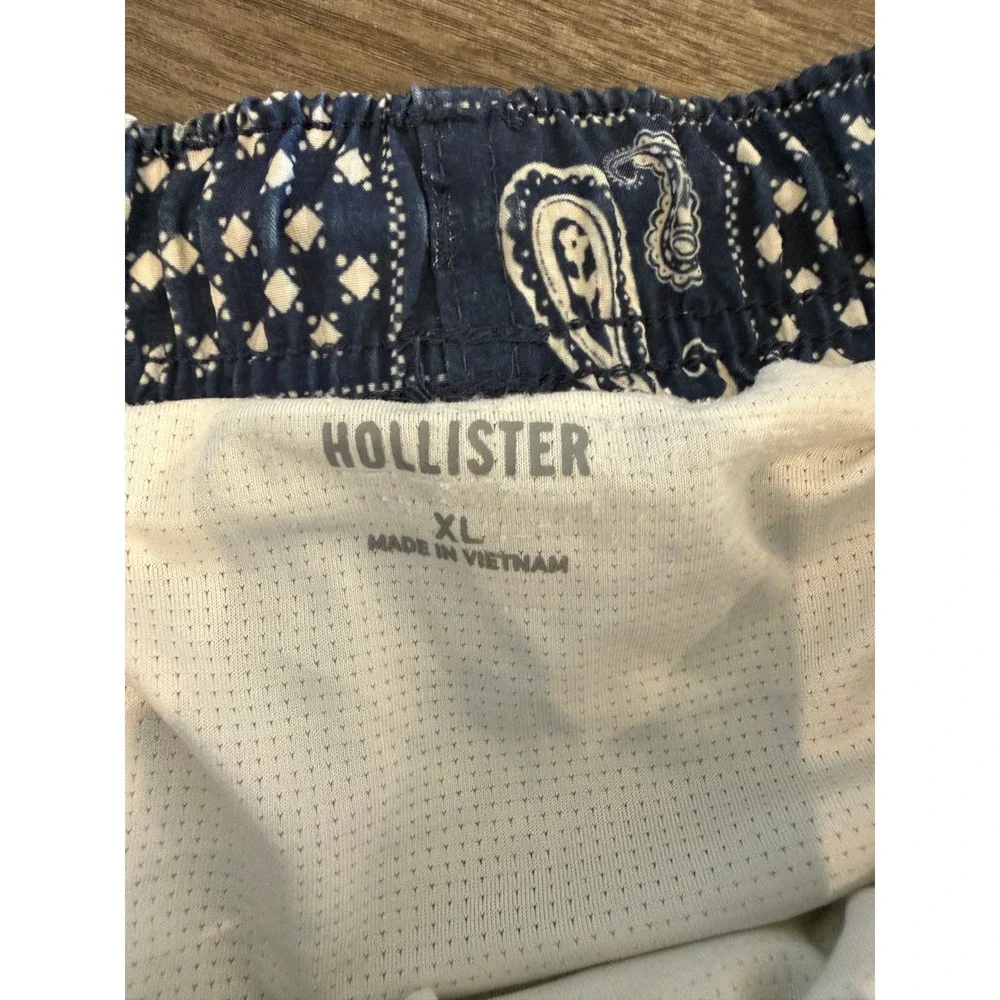 Hollister Mens XL Navy Blue Bandana Patchwork Paisley Swim Trunks Mesh Lined